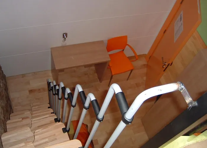 Alberjerte Ostello *